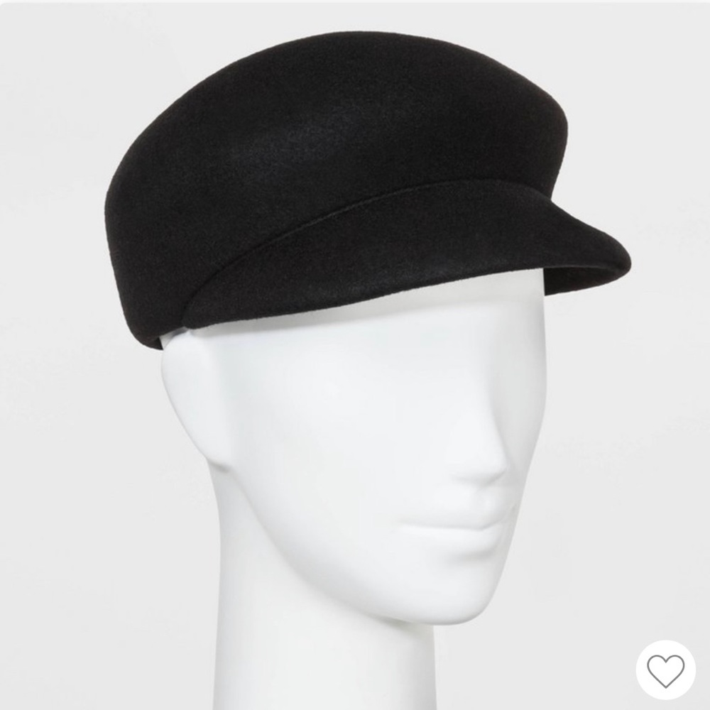 Captain hat with chain